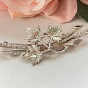 Marcel Boucher Signed Circa 1950s Silver Plated Floral Brooch 0110